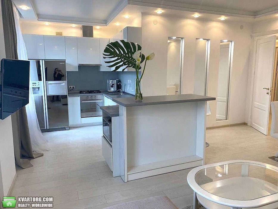 Rent out 3-room apartment. Киев,  Марьяненко — photo 3