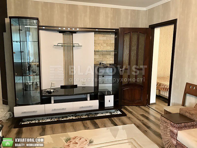Rent out 2-room apartment. Киев,  Леси Украинки бул — photo 3