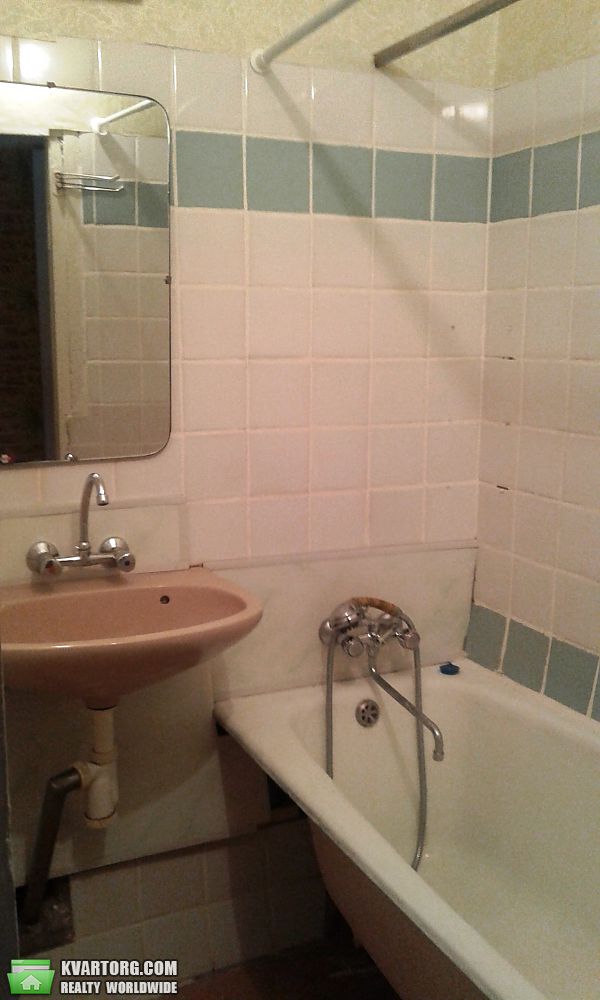 Rent out 2-room apartment. Киев,  Воздухофлотский пр — photo 5