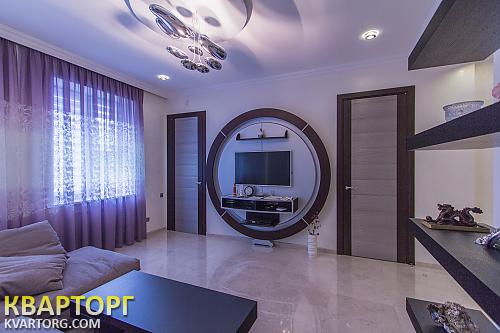 Sell 2-room apartment. Киев,  Богомольца — photo 2