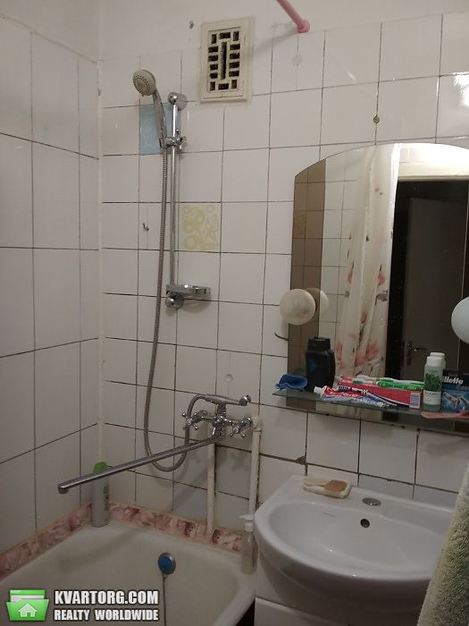 Rent out 3-room apartment. Киев, Энтузиастов — photo 6