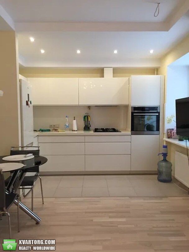 Rent out 1-room apartment. Киев, Бойчука — photo 2