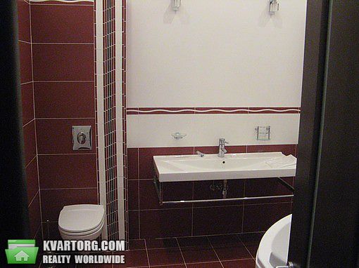 Rent out 2-room apartment. Киев,  Щорса — photo 8