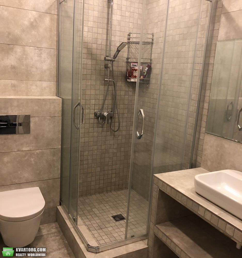 Rent out 2-room apartment. Киев,  Краснопольская — photo 8