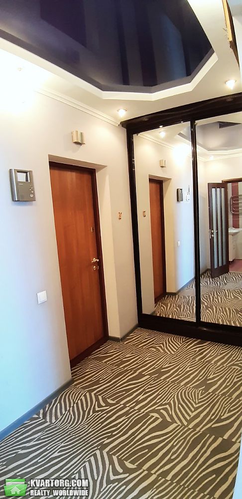 Rent out 2-room apartment. Львов, Петра Панча — photo 7