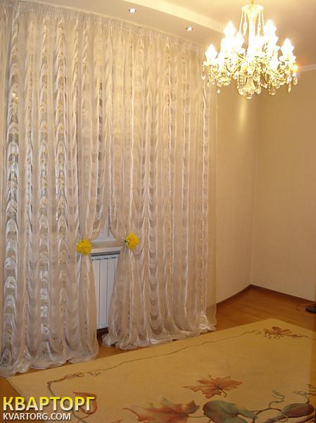 Sell 3-room apartment. Киев,  Фучика — photo 1