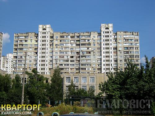 Sell 3-room apartment. Киев,  Бажана — photo 1