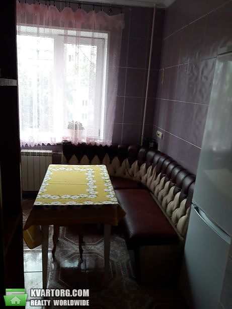 Rent out 2-room apartment. Киев,  Вершигоры — photo 2
