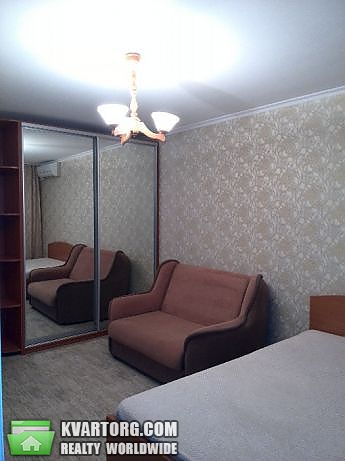 Rent out 1-room apartment. Киев,  Вишняковская — photo 4