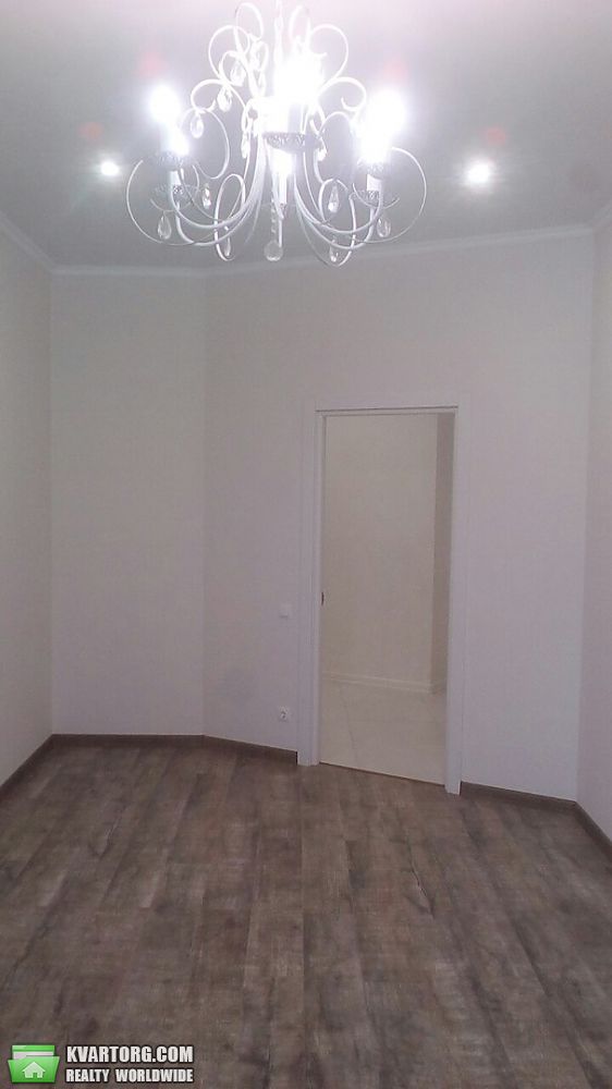 Sell 2-room apartment. Одесса, Люстдорфская дорога — photo 1