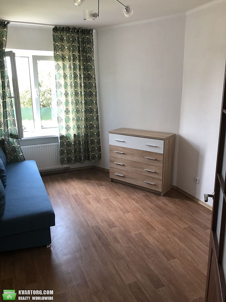 Rent out 1-room apartment. Киев,  Ломоносова — photo 2