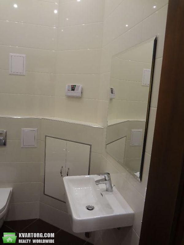 Rent out 2-room apartment. Киев,  Златоустовская — photo 8