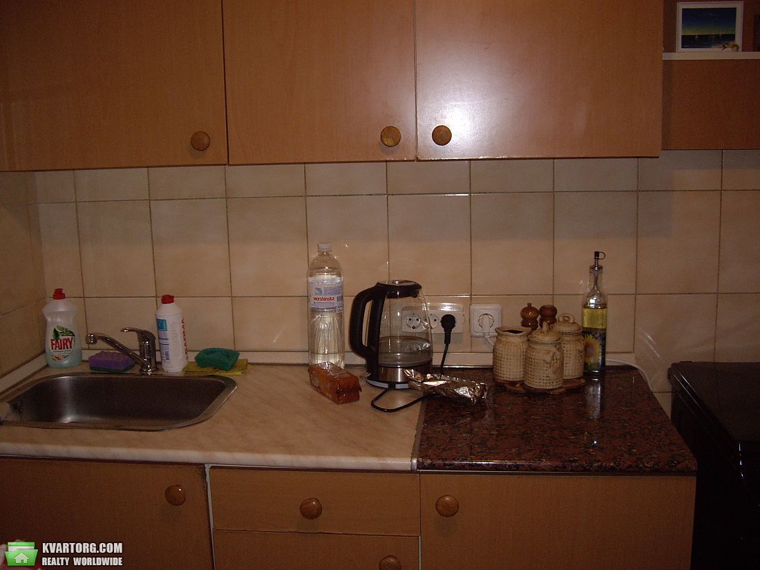 Sell 2-room apartment. Киев, Первомайского — photo 2