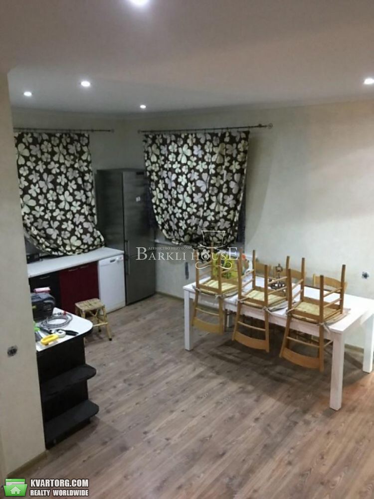 Rent out house. Киев, Чапаевка — photo 9
