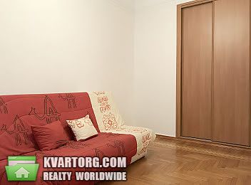 Rent out 3-room apartment. Киев,  Дарвина — photo 3