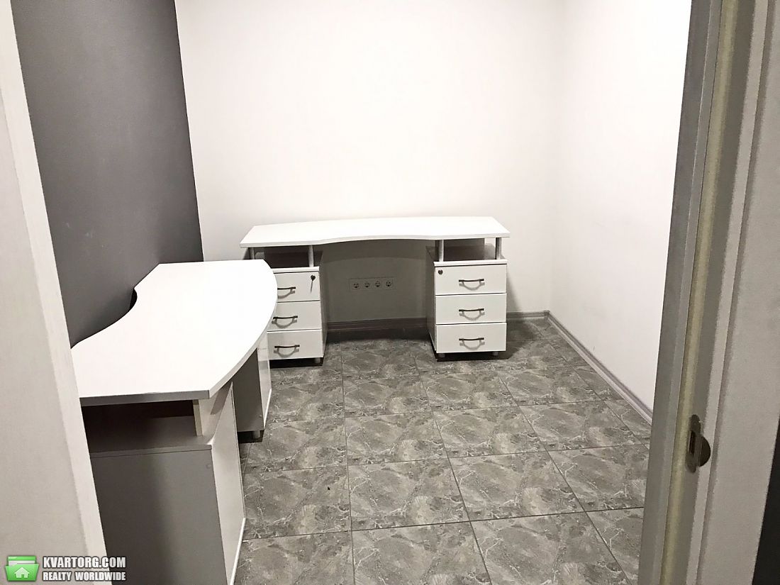 Rent out office. Киев, Урловская — photo 5