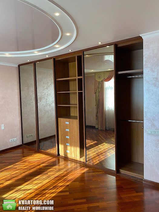 Rent out 3-room apartment. Киев,  Предславинская — photo 4