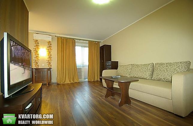 Rent out 1-room apartment. Киев,  Леси Украинки бул — photo 1