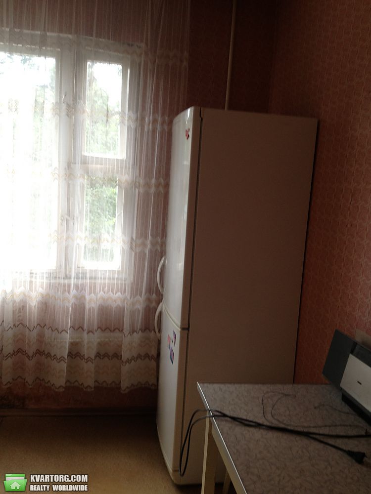 Rent out 2-room apartment. Киев,  Пушиной — photo 2