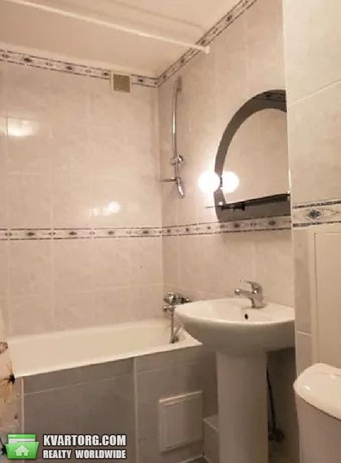 Rent out 3-room apartment. Киев, Шухевича — photo 1