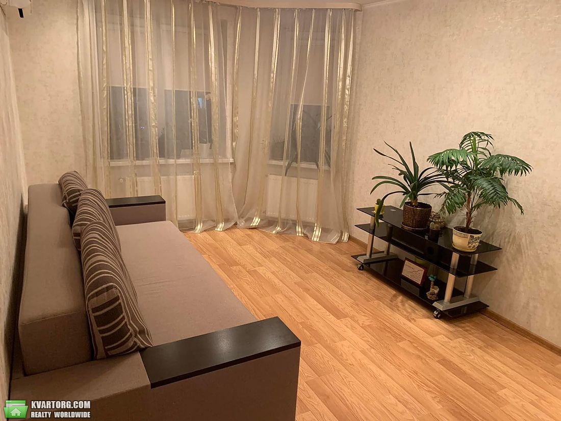 Sell 1-room apartment. Киев, Тепличная — photo 4