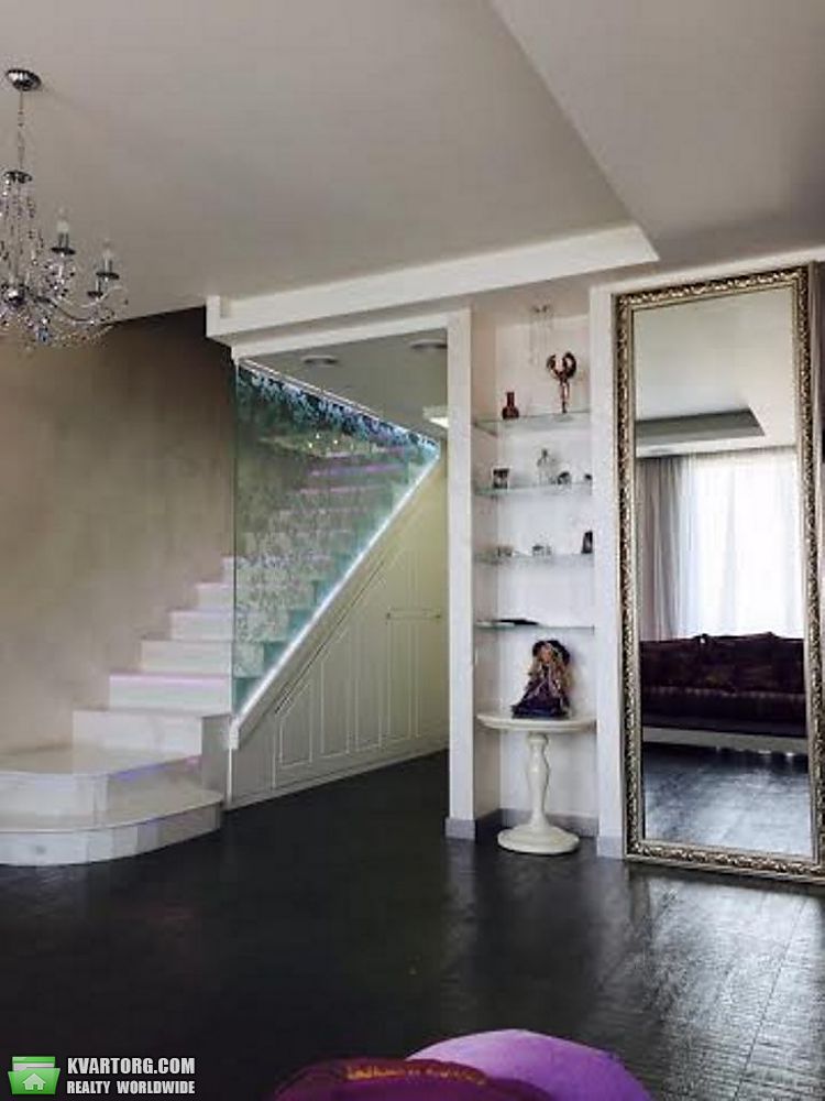 Sell 3-room apartment. Днепропетровск, Литейная — photo 1
