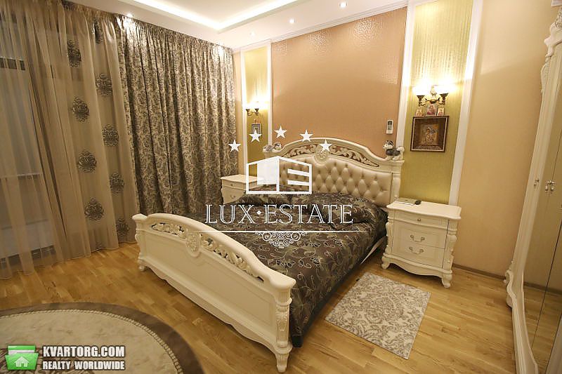 Sell 3-room apartment. Киев,  Щорса — photo 3