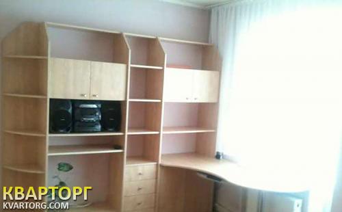 Rent out 2-room apartment. Киев,  Довженко — photo 1