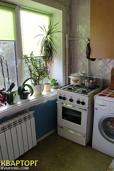 Sell 1-room apartment. Киев,  Пражская — photo 2