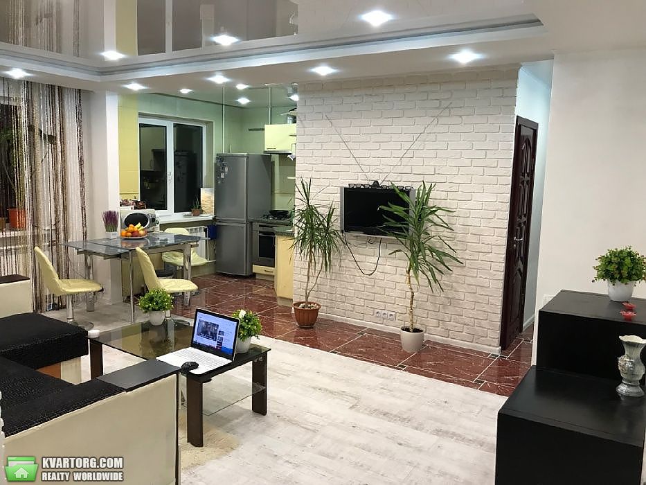 Rent out 2-room apartment. Киев,  Белецкого — photo 2