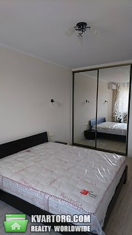 Rent out 2-room apartment. Киев,  Боженко — photo 8