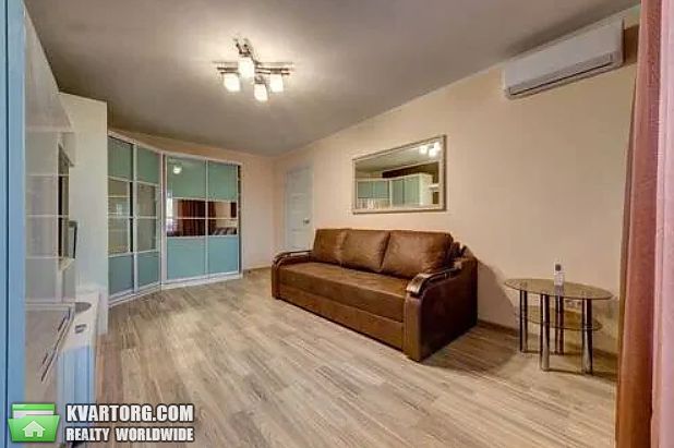 Rent out 2-room apartment. Киев,  Мельникова — photo 6