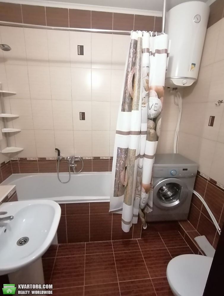 Rent out 1-room apartment. Киев, Дехтяренка Петра — photo 4