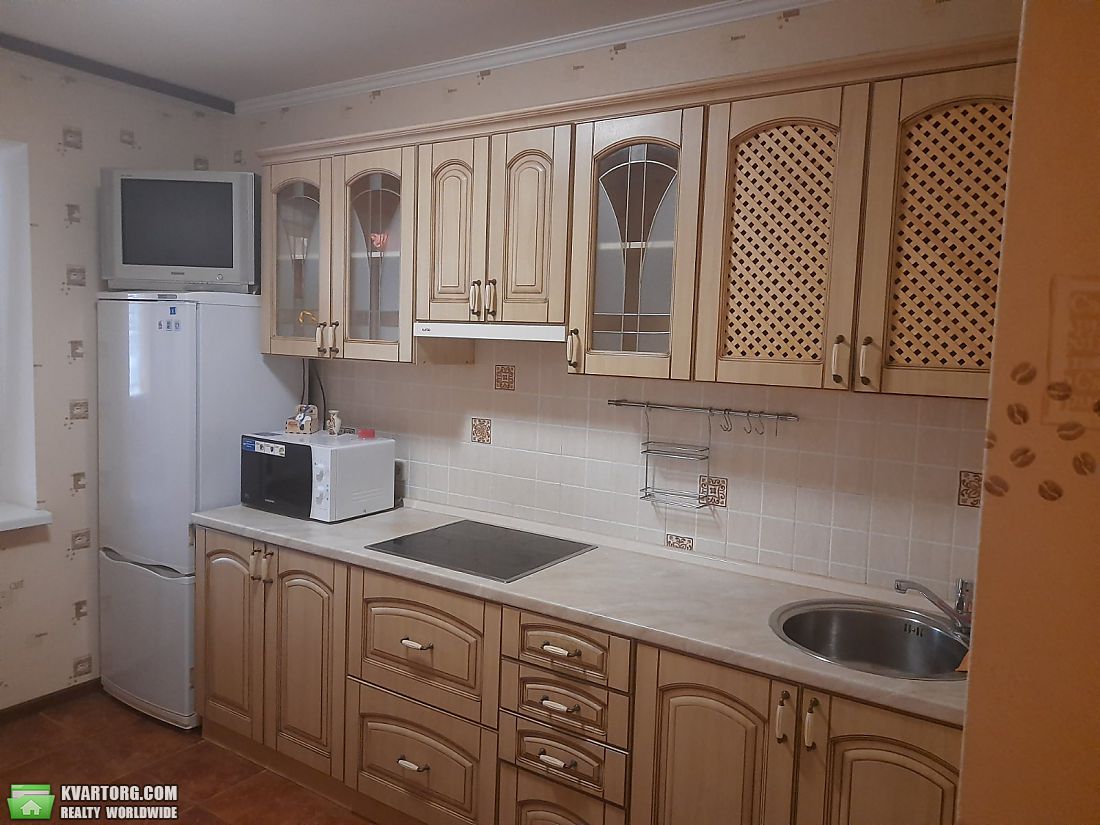 Rent out 1-room apartment. Киев,  Срибнокильская — photo 4