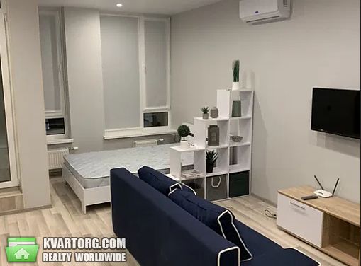 Rent out 1-room apartment. Киев, Регенераторная — photo 1