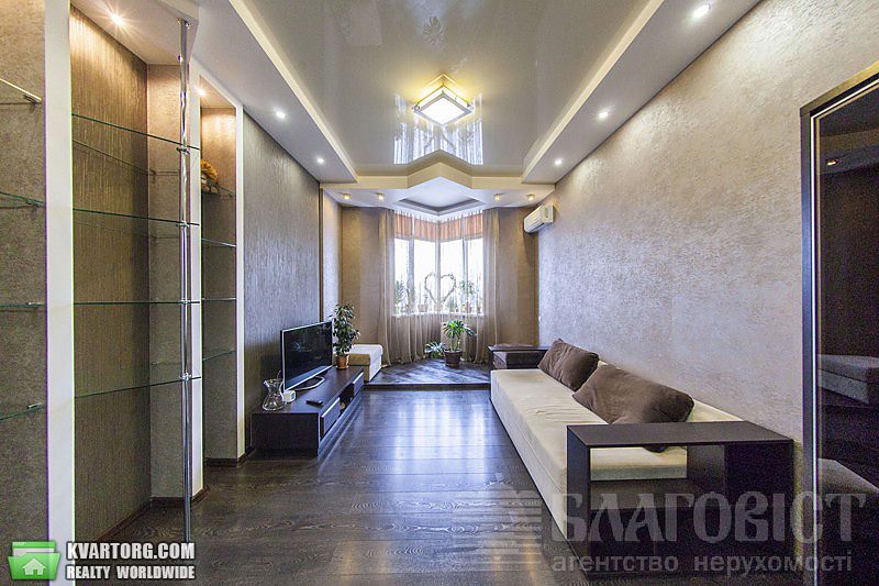 Sell 3-room apartment. Киев, коновальца — photo 1