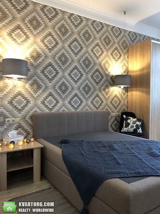 Rent out 2-room apartment. Киев, Саперное Поле — photo 6