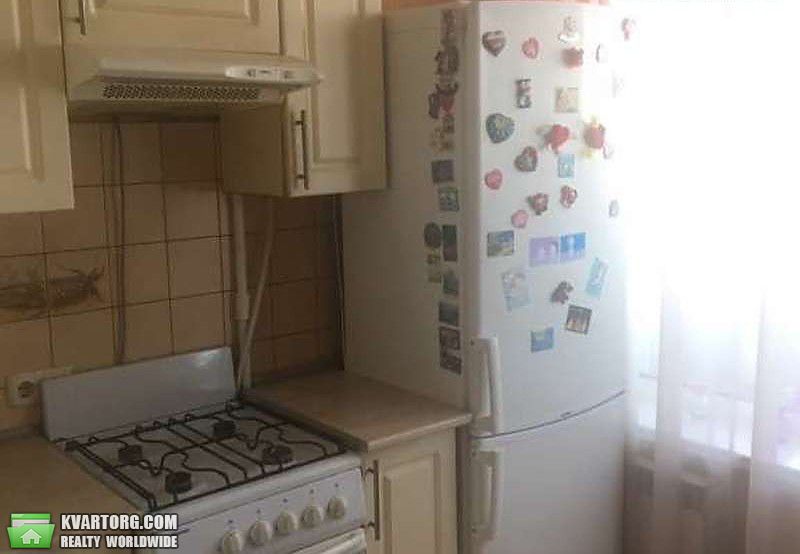 Rent out 1-room apartment. Киев,  Зодчих — photo 1