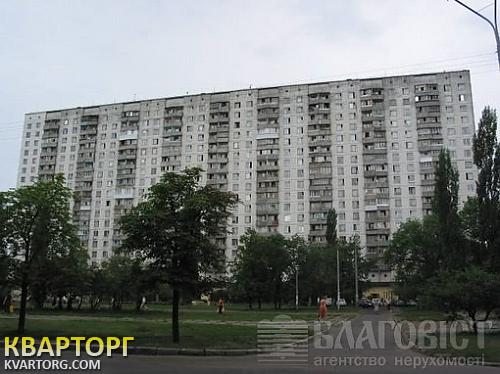 Rent out 3-room apartment. Киев, бучмы — photo 1