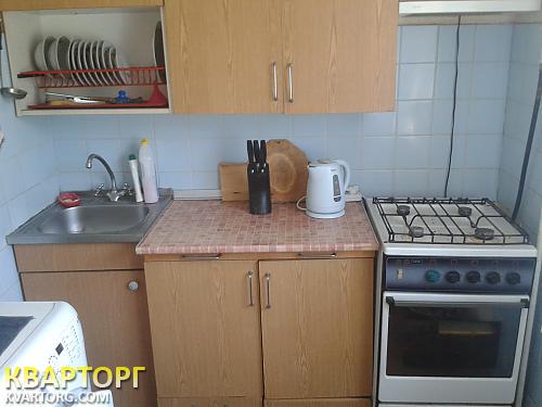 Rent out 1-room apartment. Киев, Жукова — photo 7