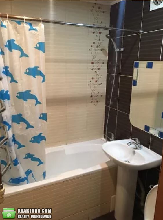 Rent out 2-room apartment. Киев,  Антонова — photo 3