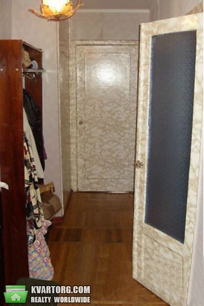 продам 2-комнатную квартиру. Киев,  Вересневая - фото 4