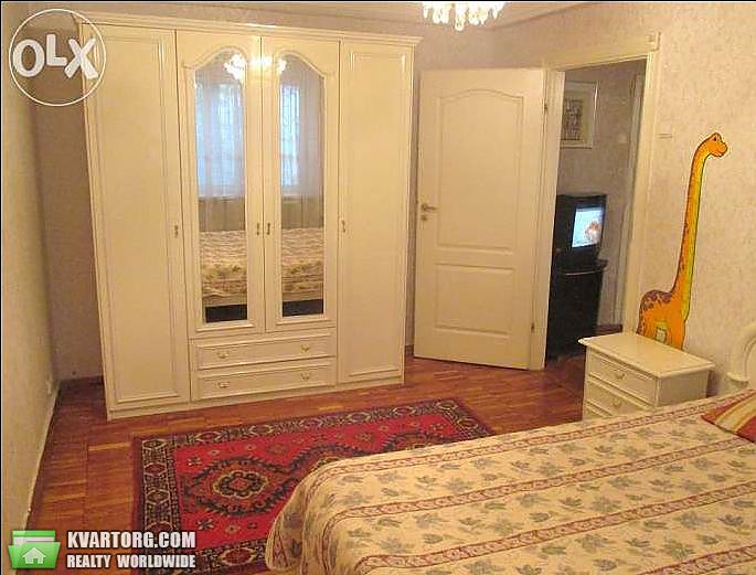 Rent out 3-room apartment. Киев,  Жукова — photo 1