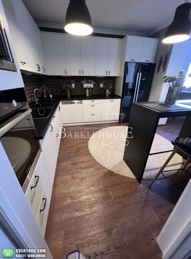 Rent out 4-room apartment. Киев,  Пулюя — photo 8