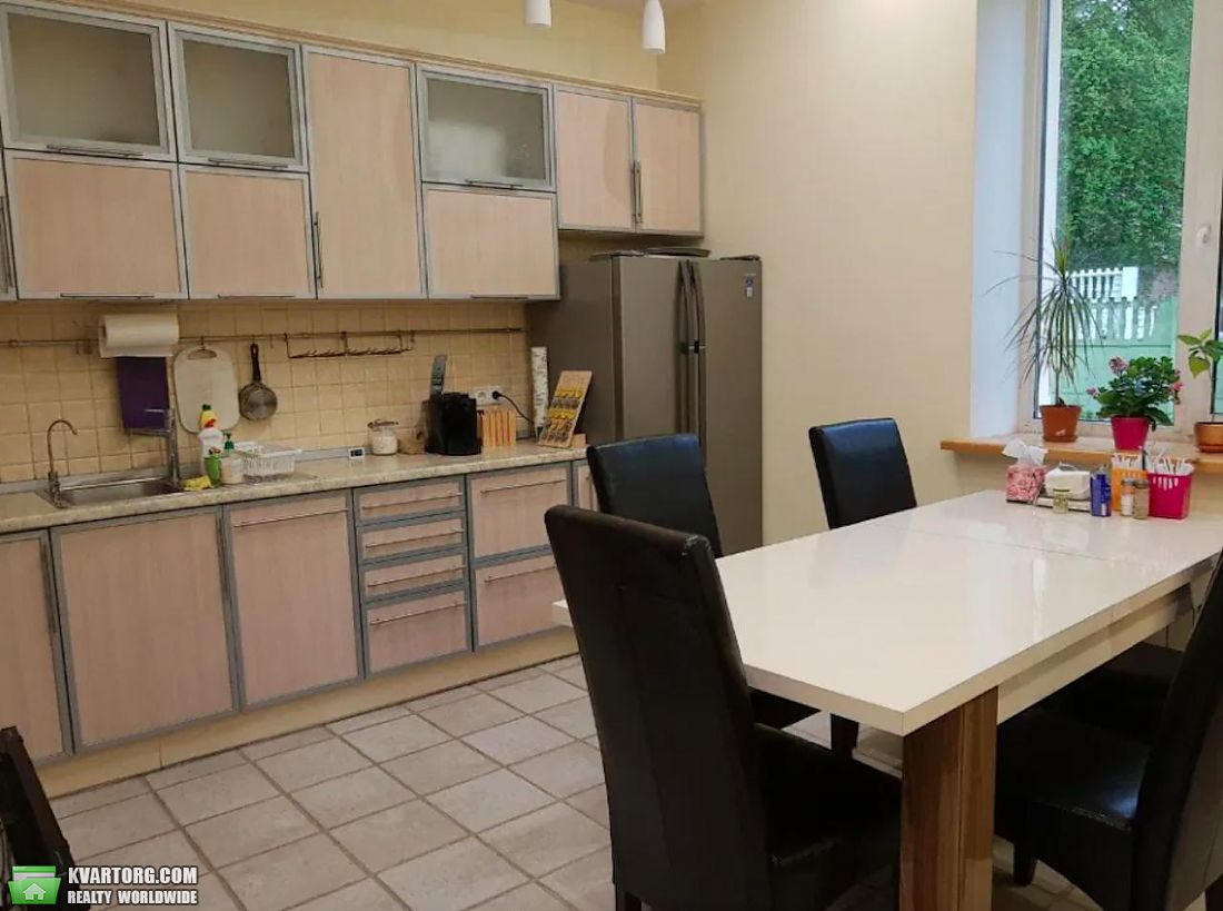 Rent out house. Киев,  Черняховского — photo 4