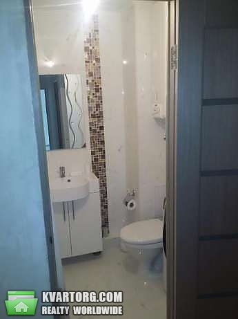 Sell 2-room apartment. Киев,  Дегтяревская — photo 5