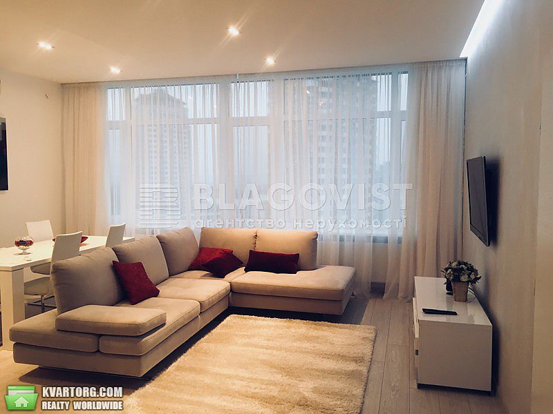 Sell 3-room apartment. Киев,  Щорса — photo 2