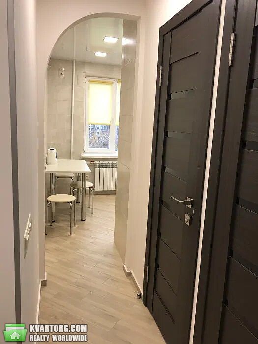 Rent out 2-room apartment. Киев,  Бойченко — photo 3