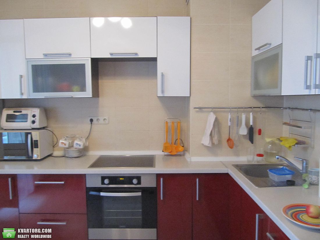 Sell 3-room apartment. Киев,  Белицкая — photo 1
