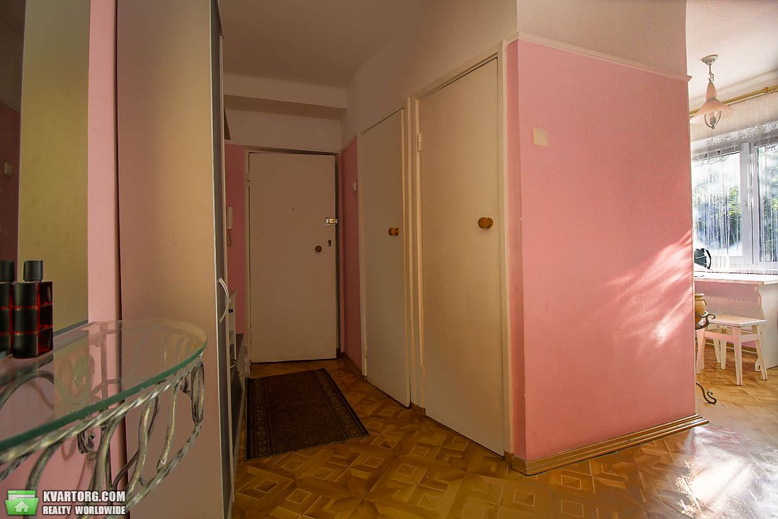Sell 2-room apartment. Киев, Дарницкий бульвар 11 — photo 7